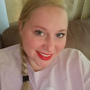 Meet your Posher, Cortney